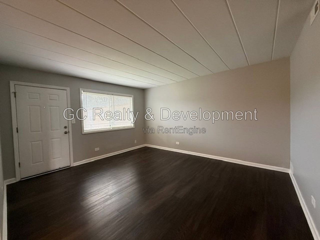 324 Wilson Ave #F - Photo 4 of 12