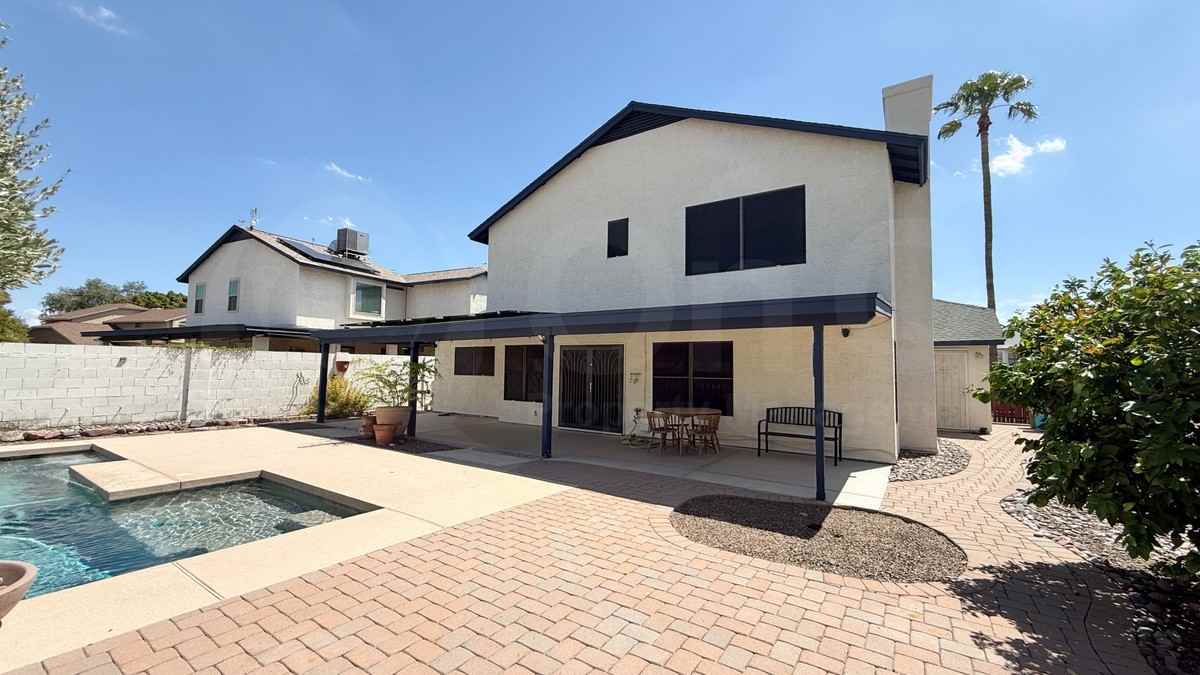 4510 W Marco Polo Rd - Photo 4 of 19