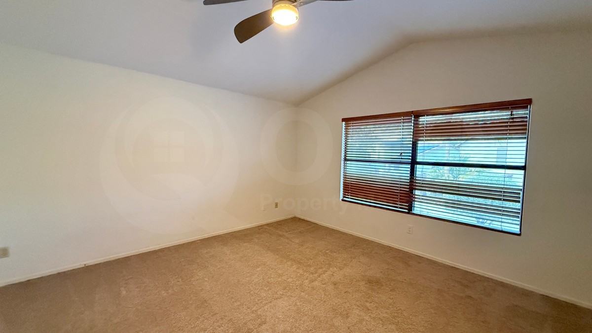4510 W Marco Polo Rd - Photo 6 of 19