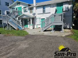 featured image of 218 N Oleander Ave #4