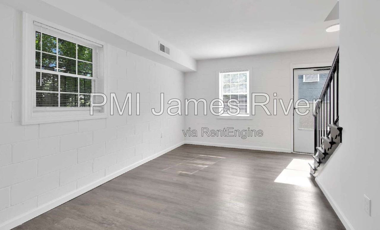503 N 30th St #D - Photo 3 of 11