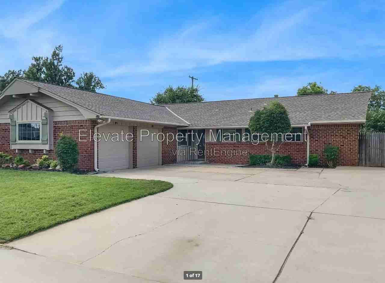3021 Berkshire Way - Photo 2 of 17