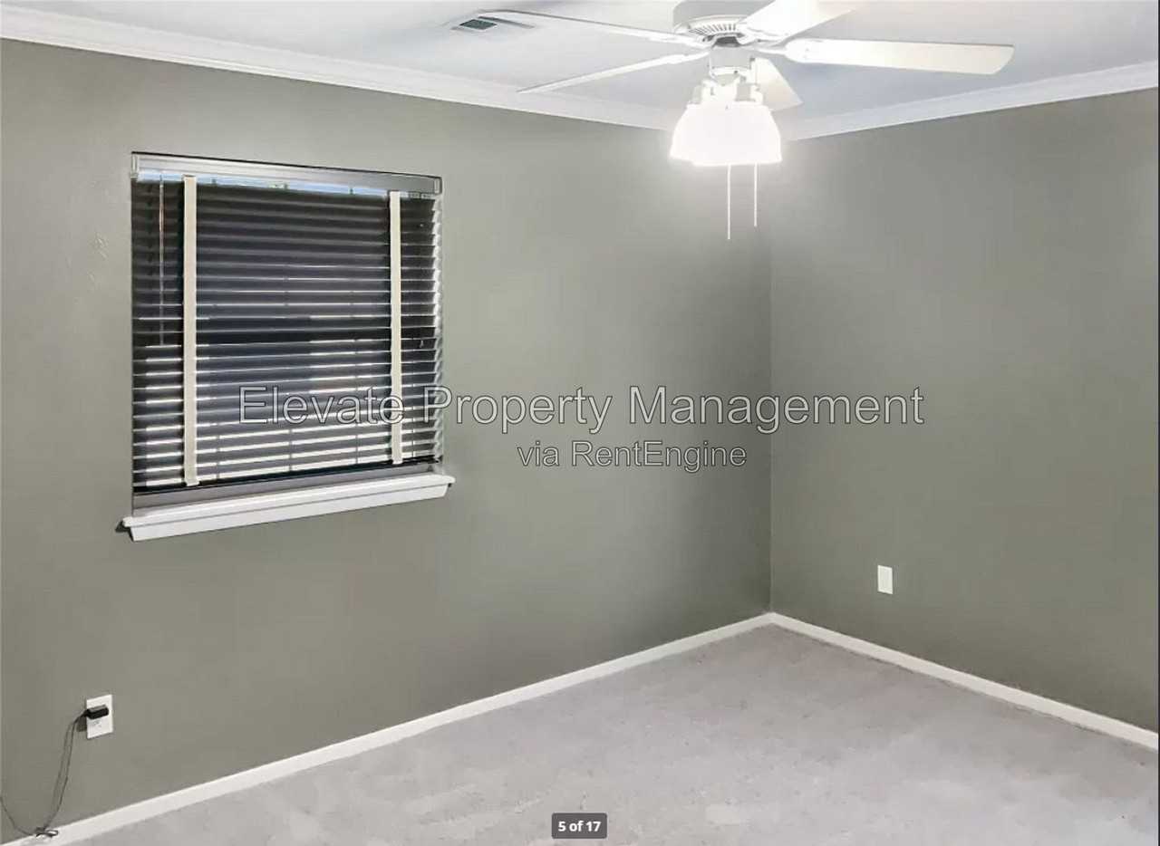 3021 Berkshire Way - Photo 6 of 17
