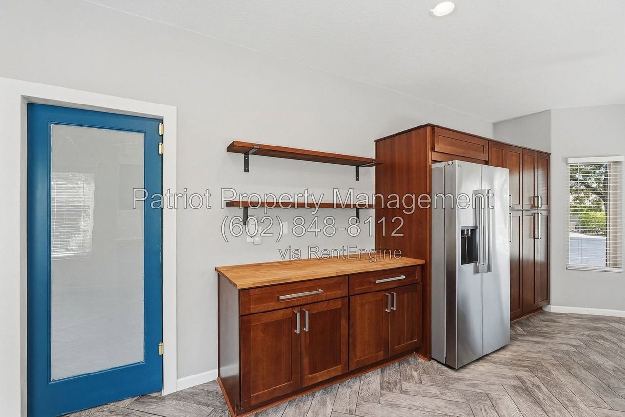 3633 W Webster Ct - Photo 2 of 35