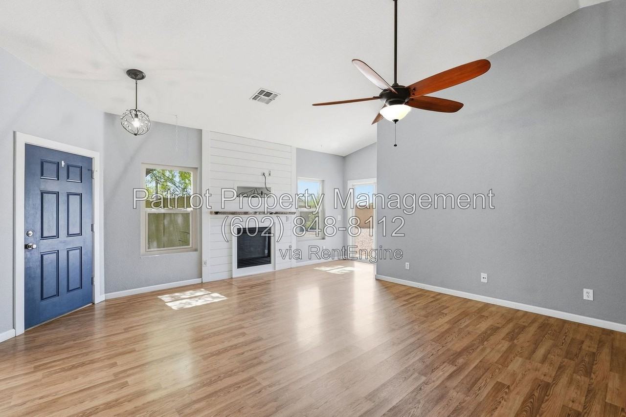 3633 W Webster Ct - Photo 6 of 35