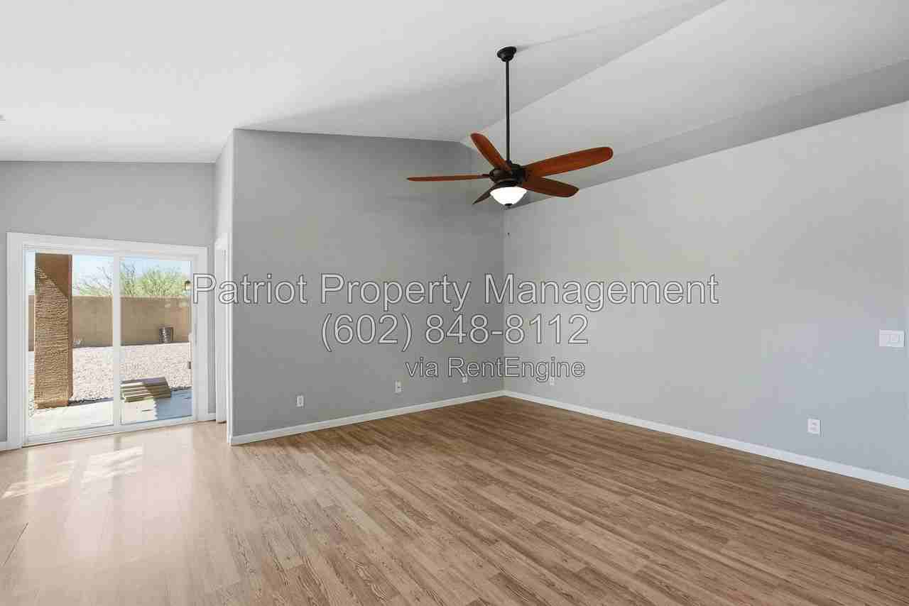 3633 W Webster Ct - Photo 7 of 35