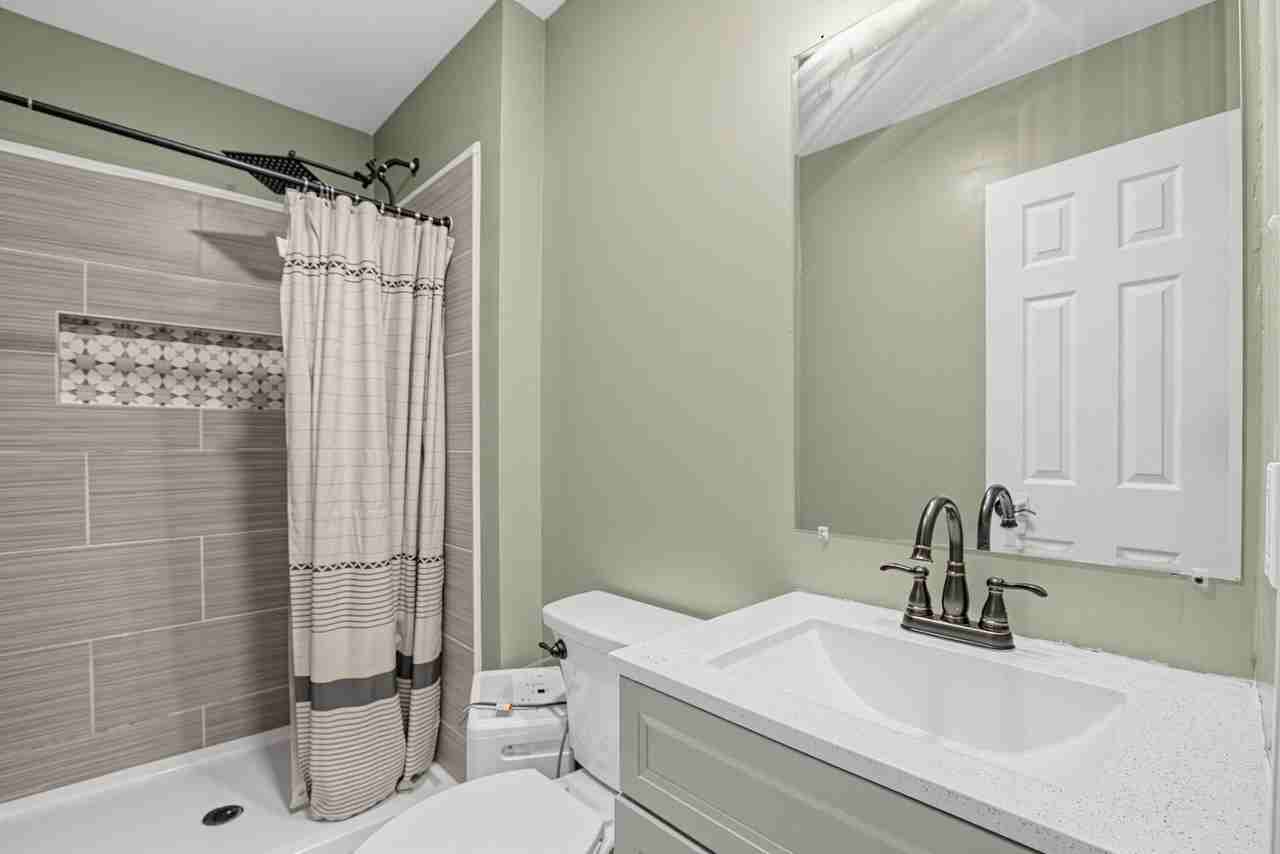 1104 Redeye Rd - Photo 3 of 15