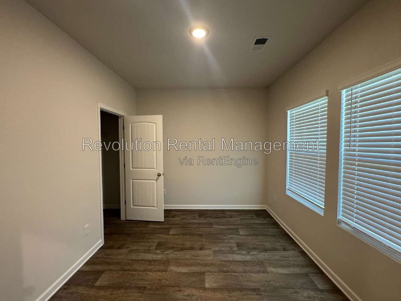 368 River Walk Farm Pkwy - Photo 4 of 19