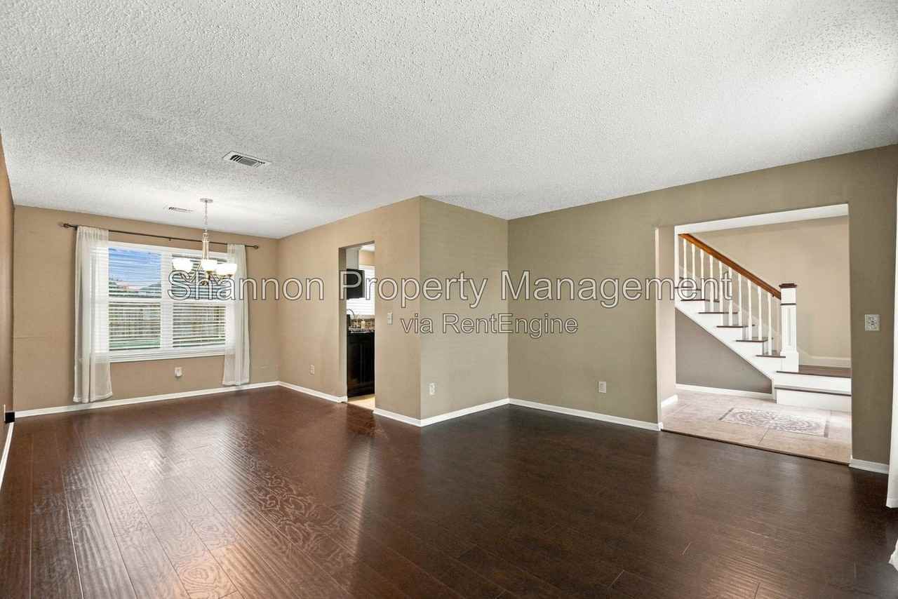 21218 Park Willow Dr - Photo 4 of 24