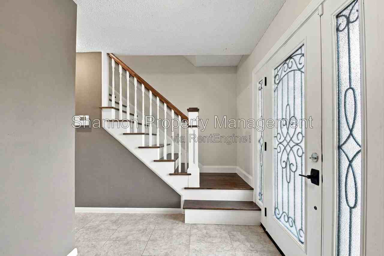 21218 Park Willow Dr - Photo 5 of 24