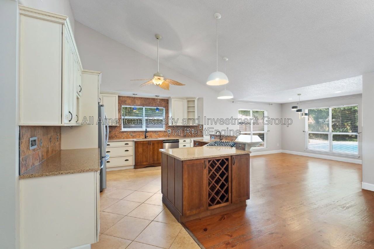 101 Hands Cove Ln - Photo 7 of 38