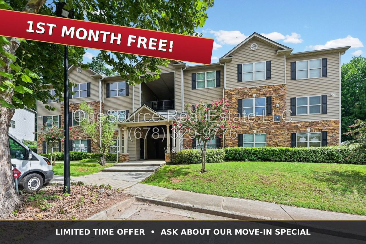 3202 Fairington Club Dr #1