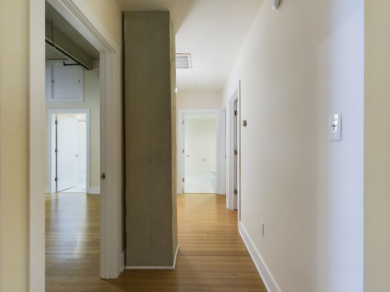 815 Perry St #117 - Photo 4 of 22