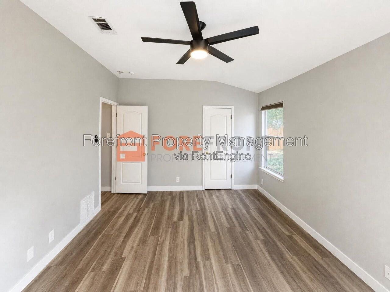 1310 Bobcat Pass - Photo 5 of 27