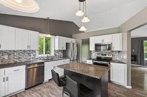 featured image of 3400 Kalenda Avenue Northeast #10