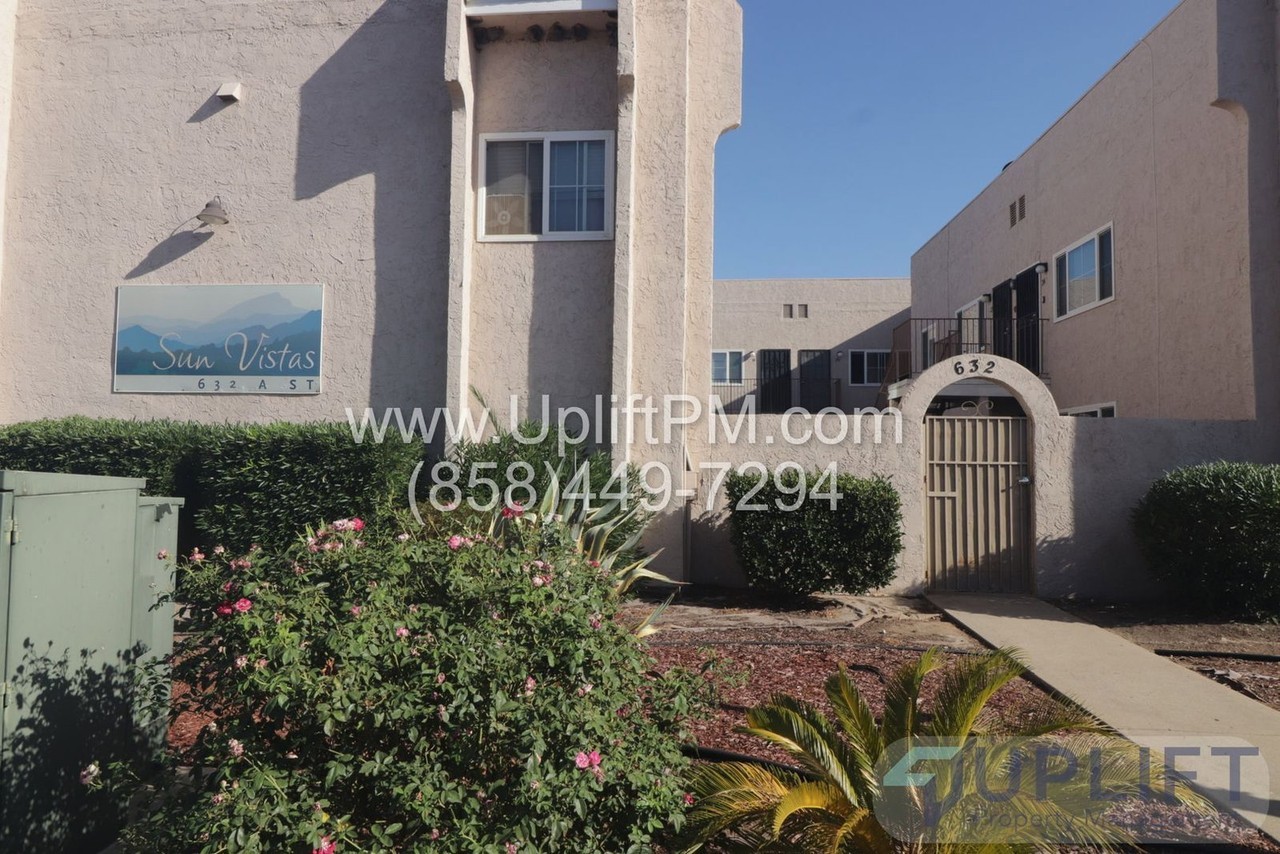 632 A St #22 - Photo 4 of 27