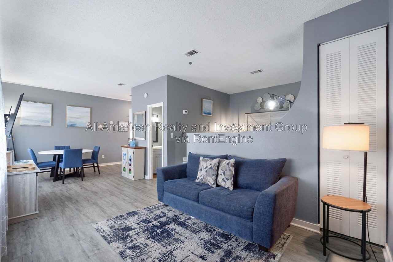 364 Bluefish Dr - Photo 4 of 12