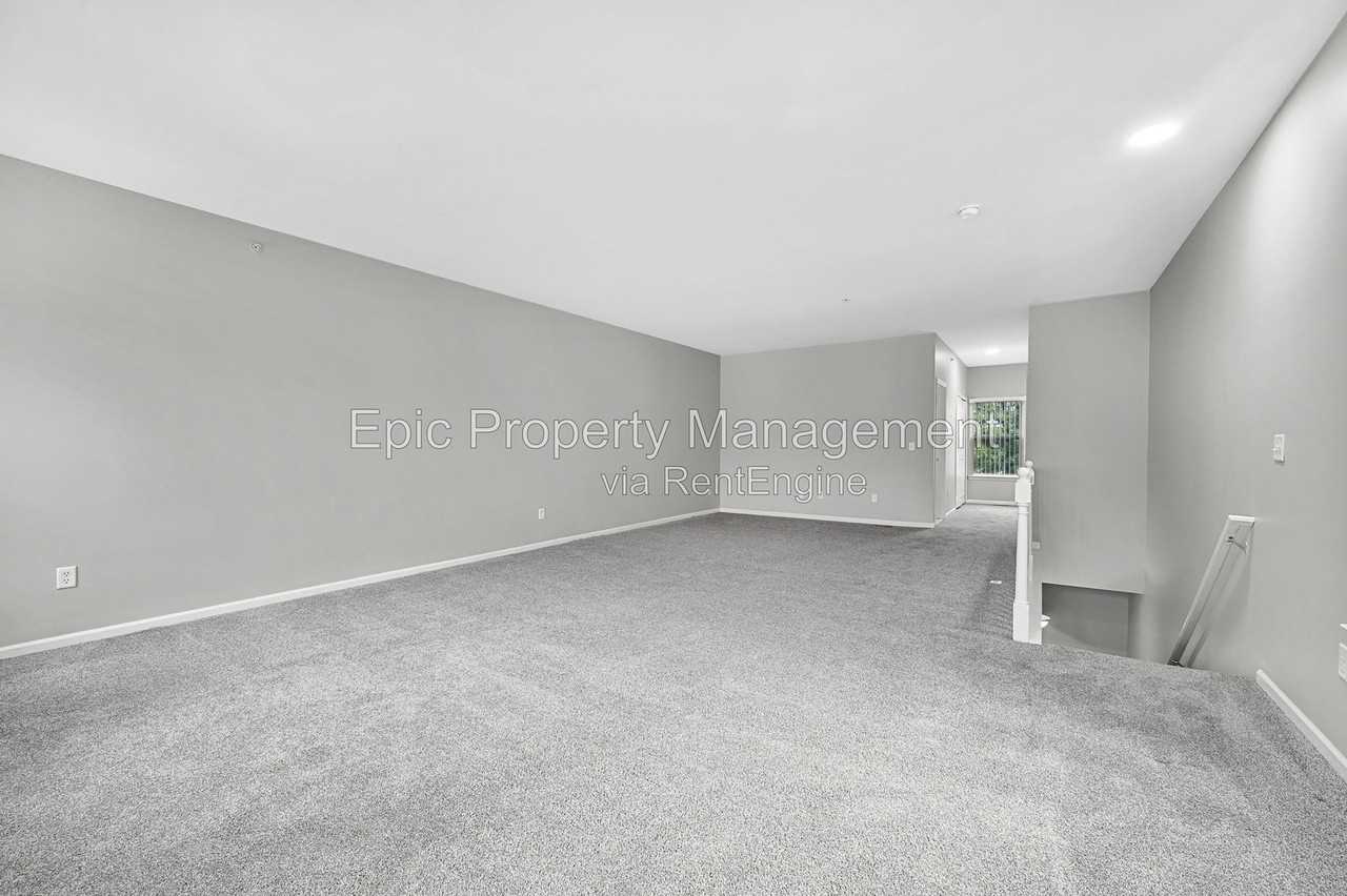 14052 Webster Dr - Photo 7 of 12
