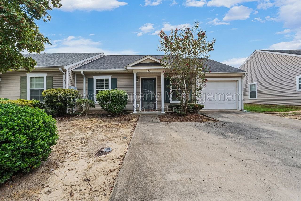 1232 Longpoint Dr
