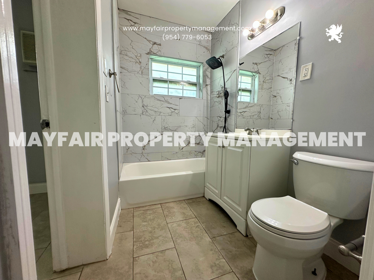 627 Ne 8th Ave #3 - Photo 3 of 17