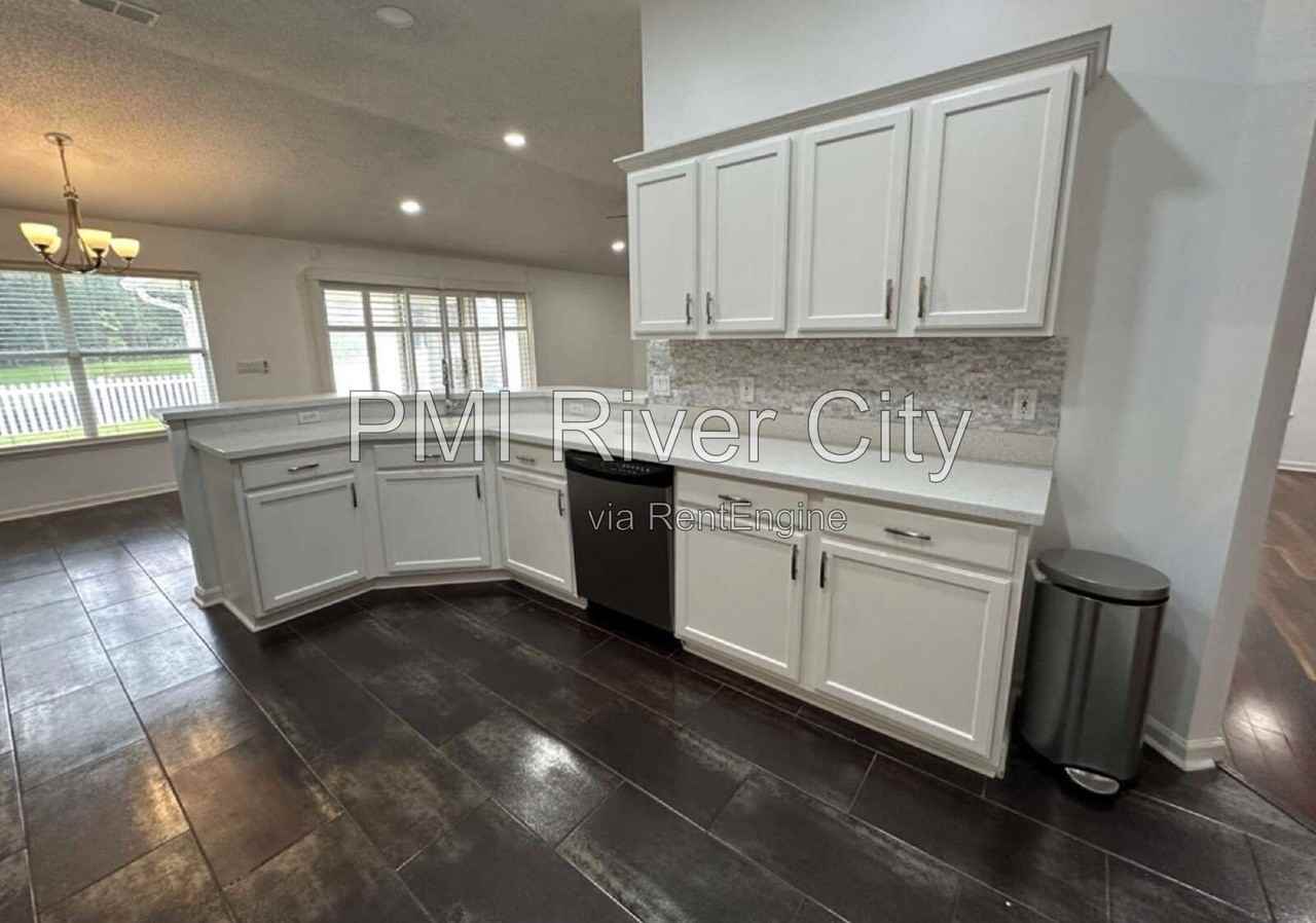 13951 Summer Breeze Dr - Photo 2 of 30