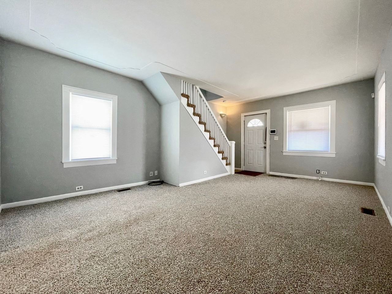 817 Fenimore Ave - Photo 3 of 13