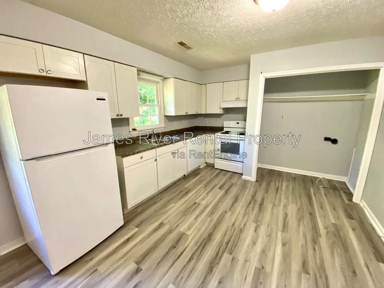 105 Daniel St #105D - Photo 2 of 13