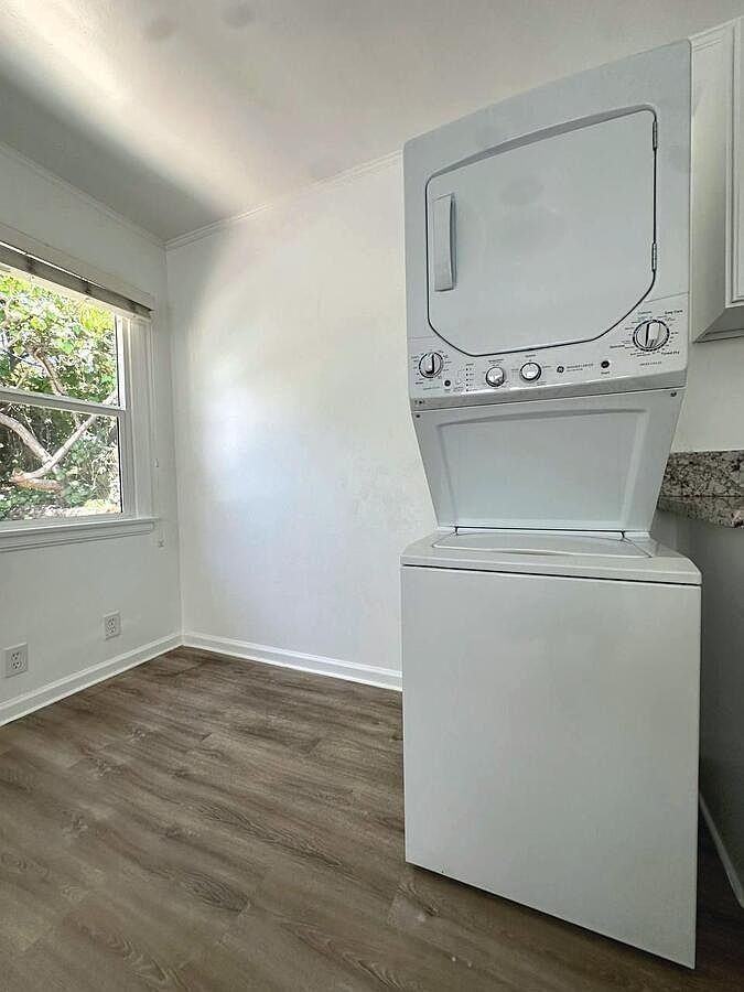 1556 S Beverly Glen Blvd #1562 - Photo 5 of 16