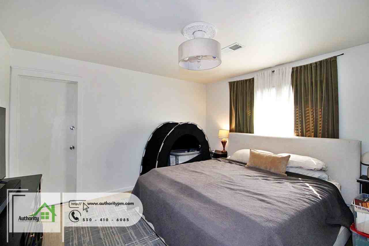 610 Ridge Rd - Photo 6 of 19