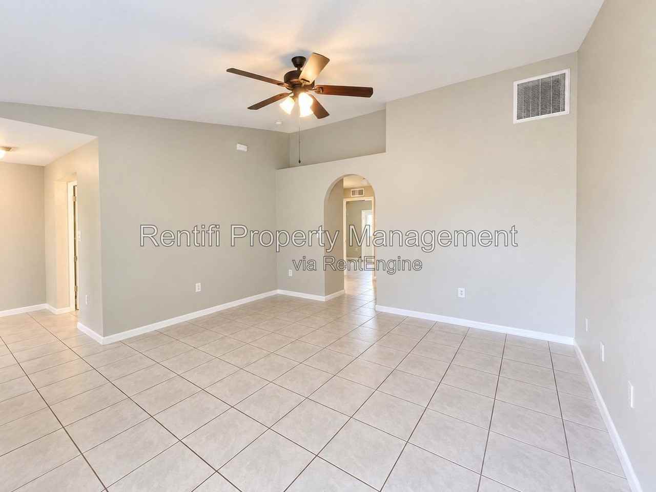 12329 1st St - Photo 2 of 10