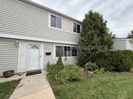 featured image of 790 Coventry Pl