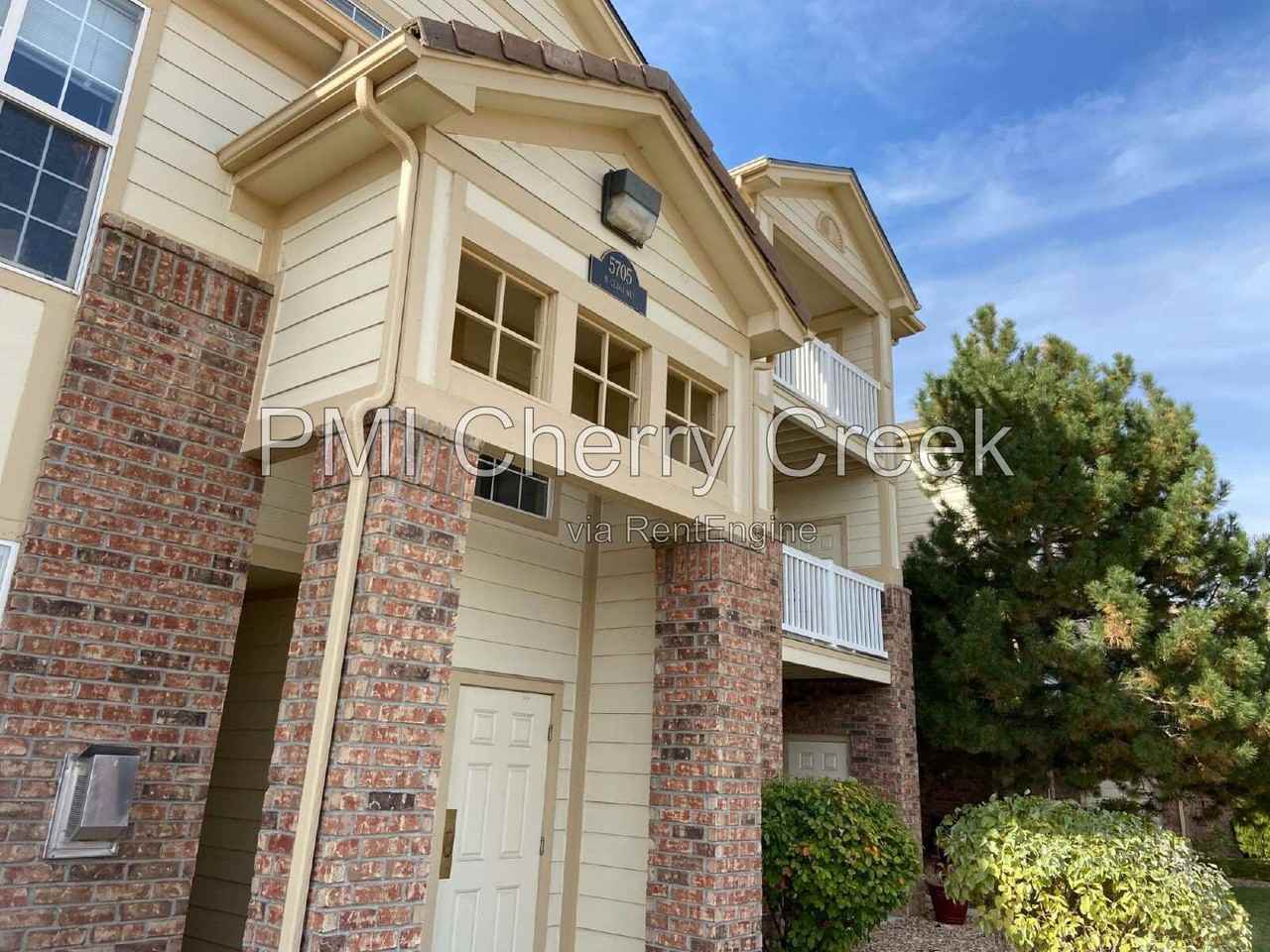 5705 N Genoa Way #208 - Photo 2 of 28