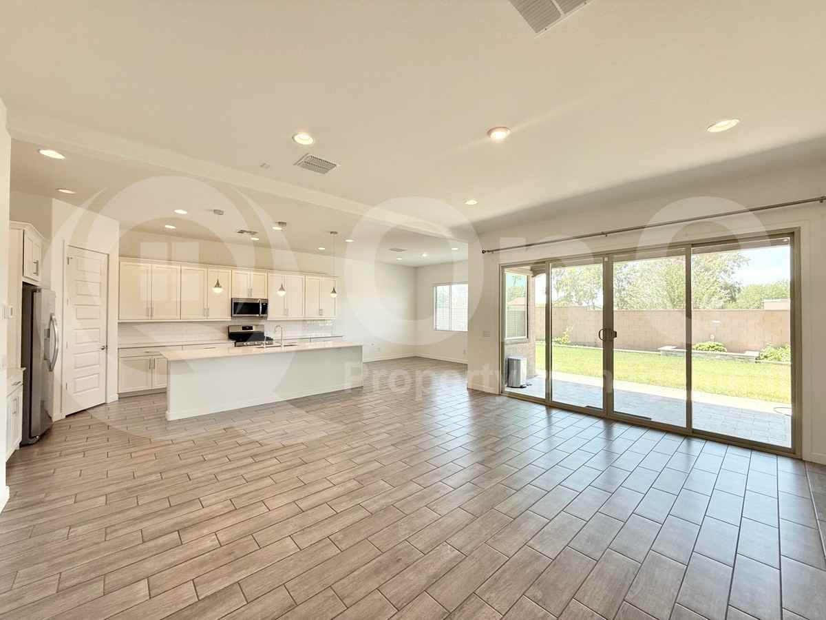5550 S Arizona Pl #A - Photo 7 of 22