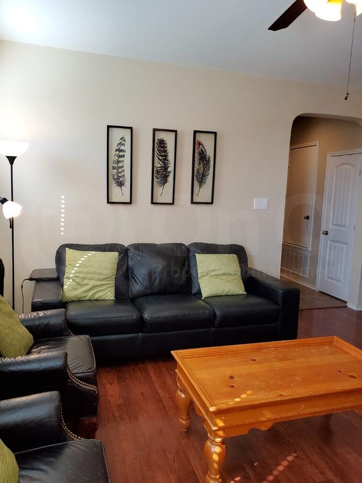 12300 Pecangate Way - Photo 4 of 17