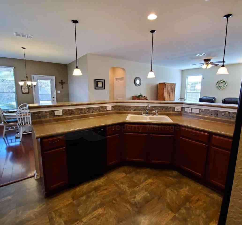 12300 Pecangate Way - Photo 5 of 17