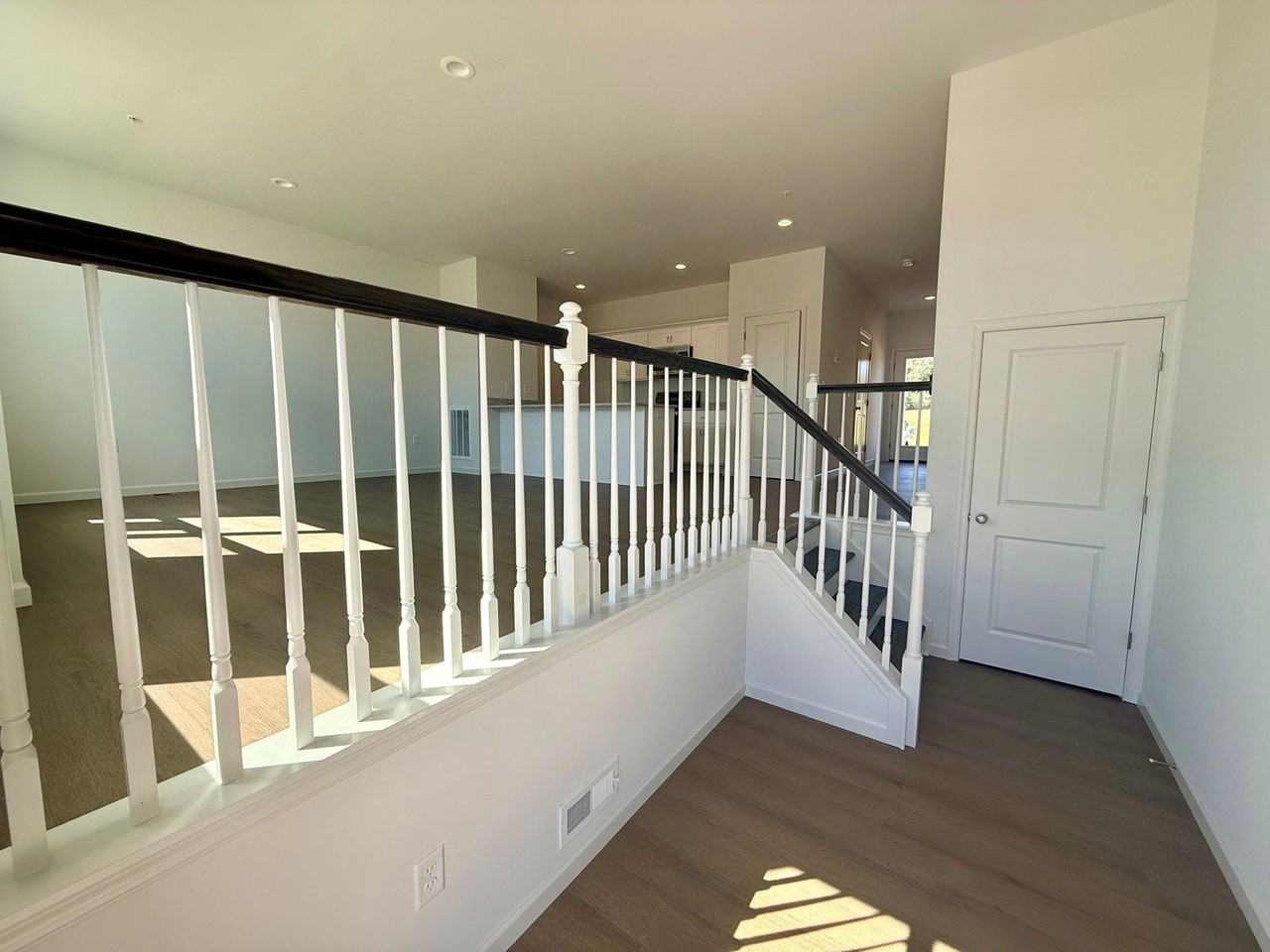 45 N Conifer Dr - Photo 3 of 30