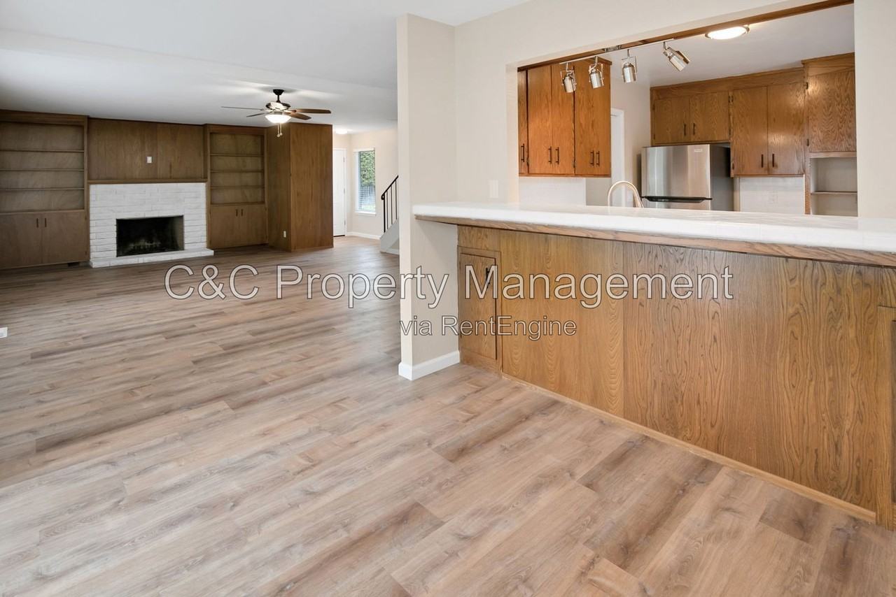 151 Brennan St #151C - Photo 3 of 6