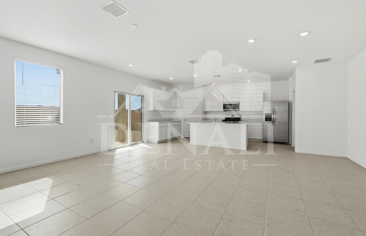 12232 N Manley Ave - Photo 5 of 34