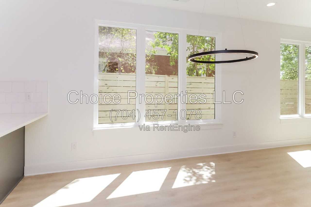 422 Sylvania Ave #B - Photo 7 of 40