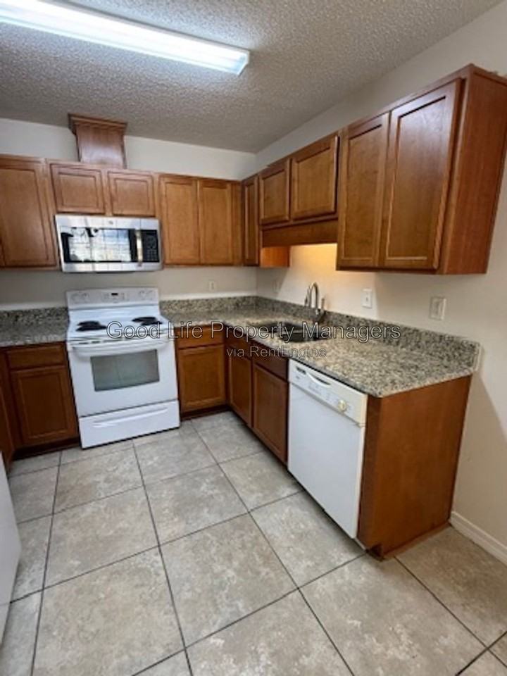 9980 Bowman Ave #H - Photo 4 of 21