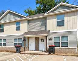 featured image of 2723 Teddy St #C