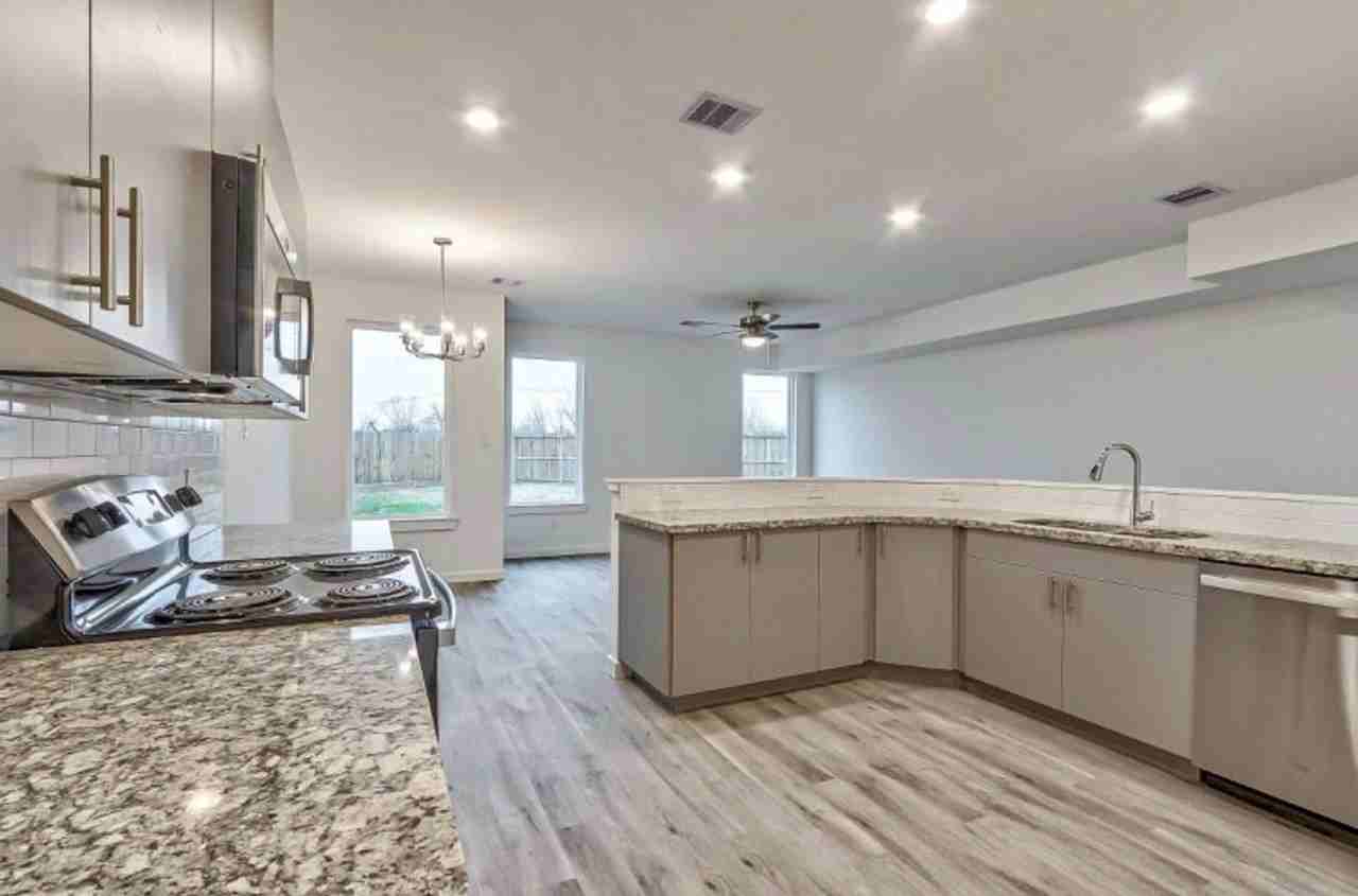 4804 Centipede Rd #A - Photo 5 of 19