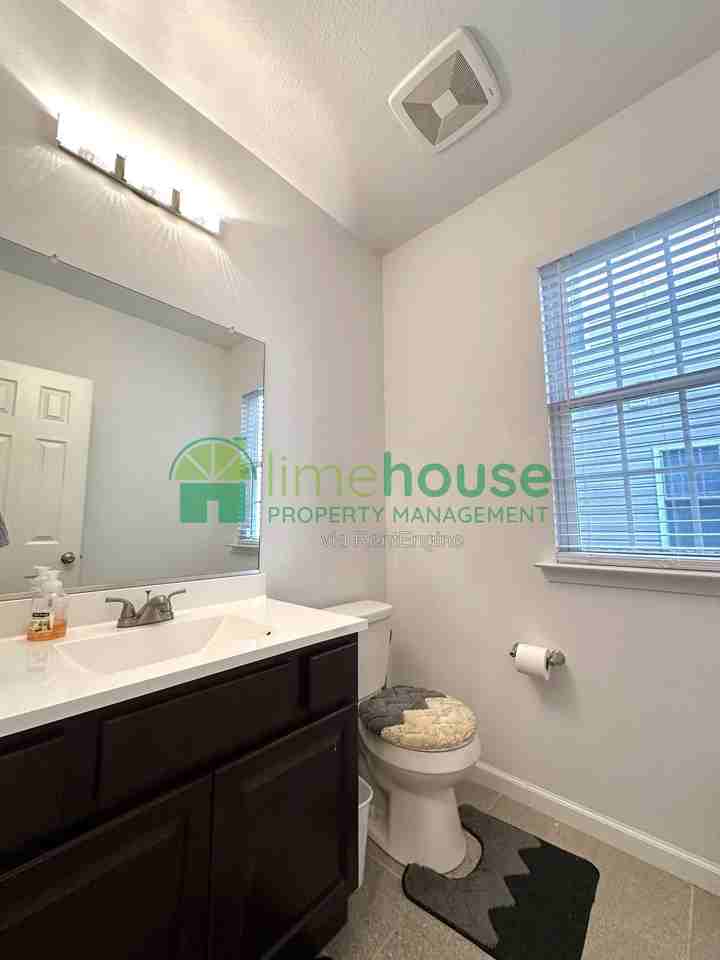 2604 Greenwood Dr - Photo 6 of 10