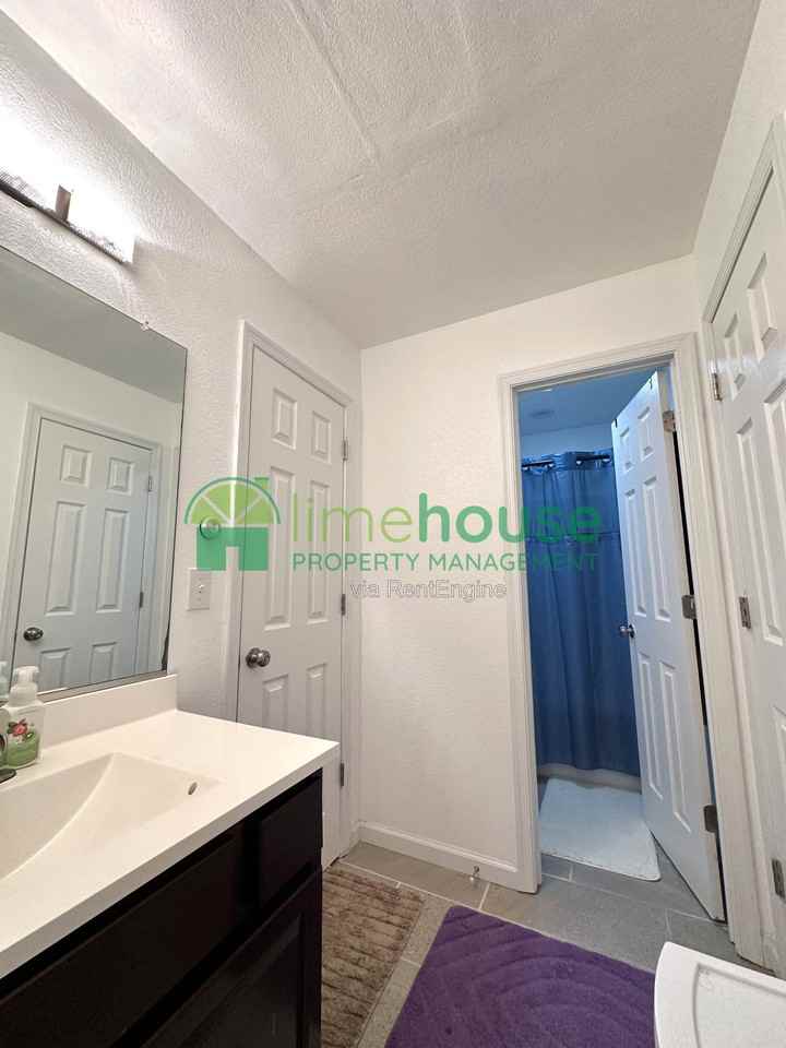 2604 Greenwood Dr - Photo 7 of 10