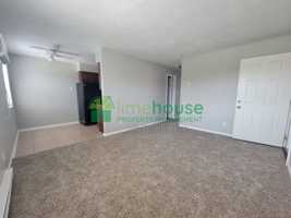 featured image of 4314 Dunning Rd #3