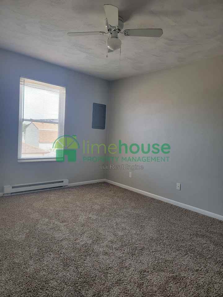 4314 Dunning Rd #3 - Photo 6 of 6