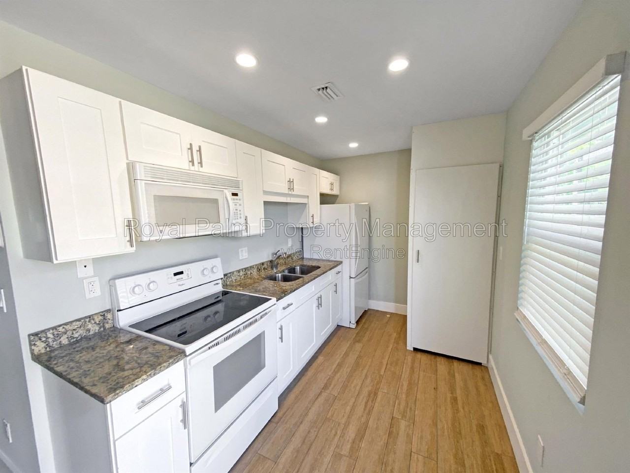 5451 8th Ave - Photo 4 of 15