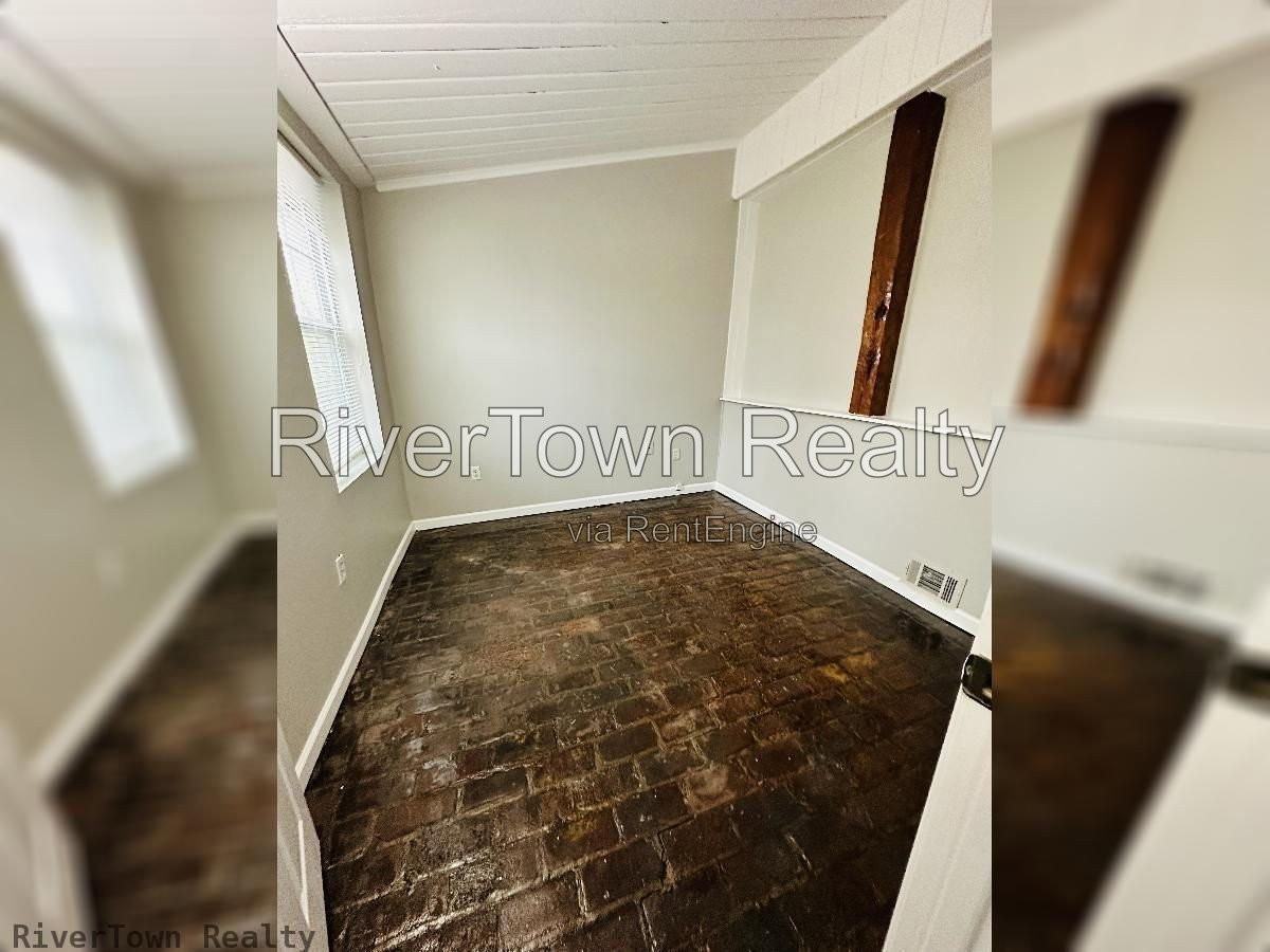 7530 Dogwood Ln - Photo 3 of 50