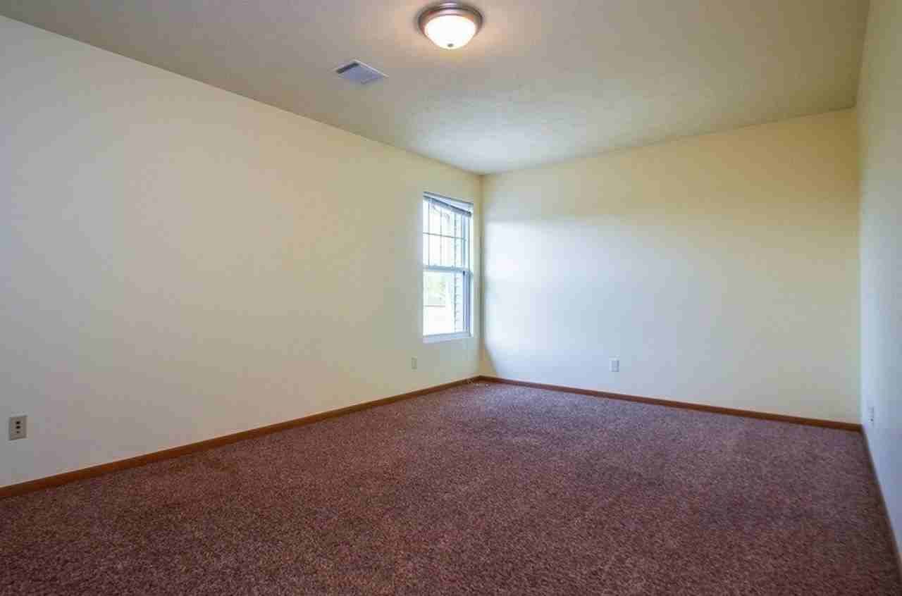 11088 52nd Ave - Photo 5 of 17