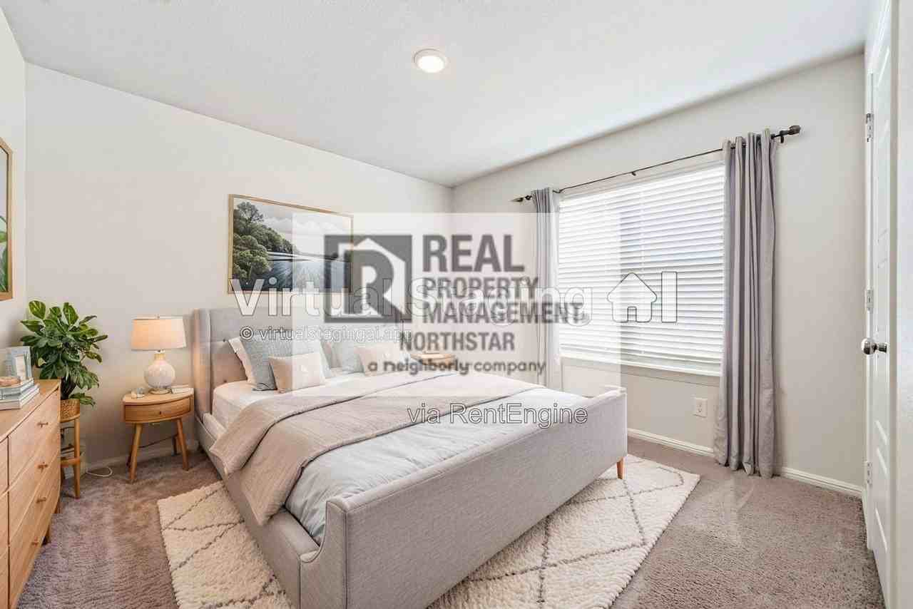 1800 Huisache St - Photo 4 of 41